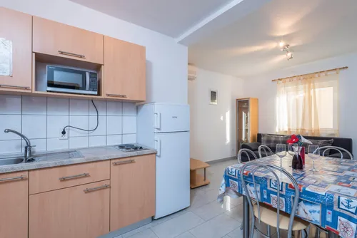 Apartment 3 Maestral Orebic interior and view 7