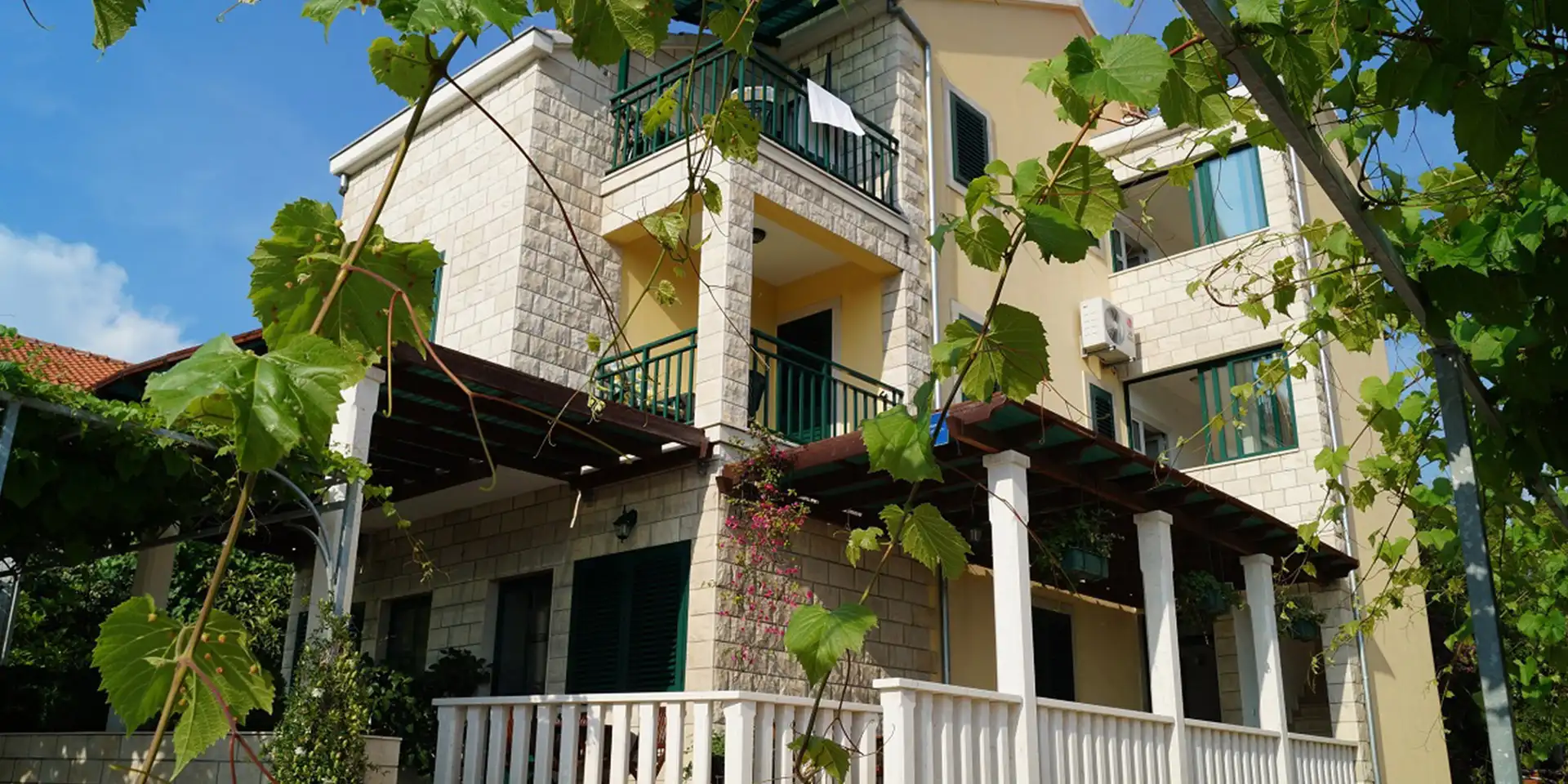 Maestral Orebic apartments surrounded by Mediterranean garden and sea views